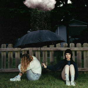 美女扒开尿口无遮挡教师厕所
