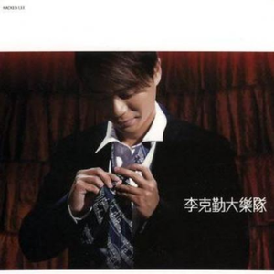 美女扒开尿口无遮挡教师厕所
